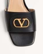 VLOGO SIGNATURE SLIDE SANDAL IN CALFSKIN 20MM - Image 3